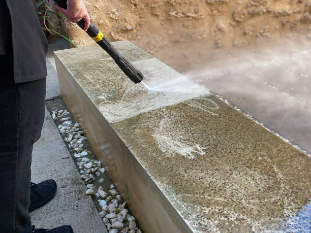 Best Concrete Pressure Washing  in Braddock, VA